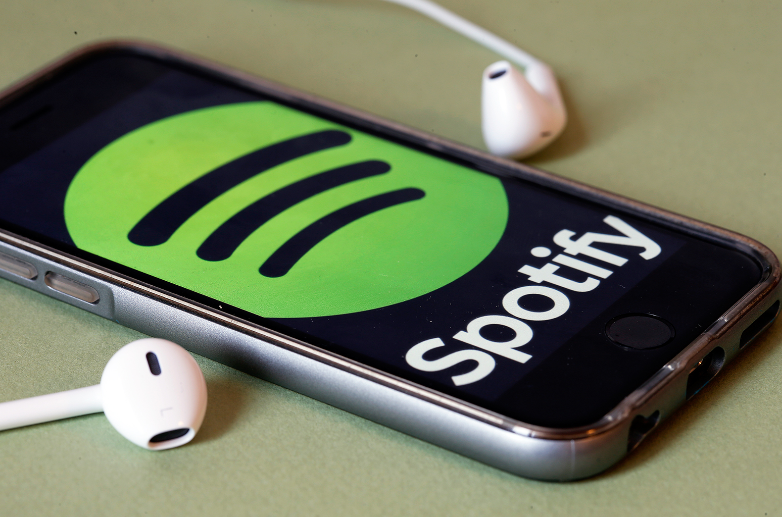 Twórcy niezależni mogą sami publikować utwory na Spotify