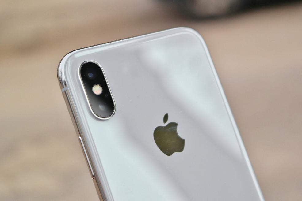 Klienci PKO BP wreszcie mogą płacić przez Apple Pay