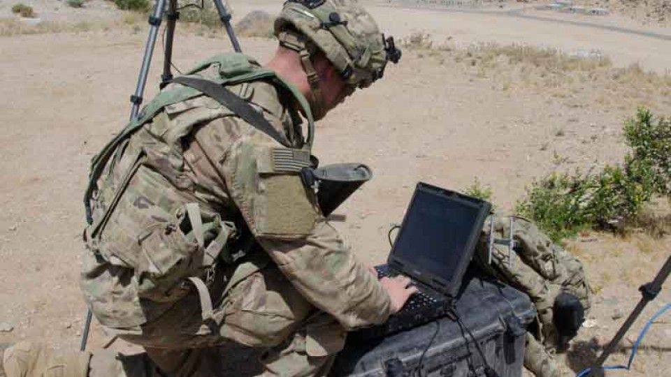 MON pracuje nad powołaniem wojska obrony cyberprzestrzeni