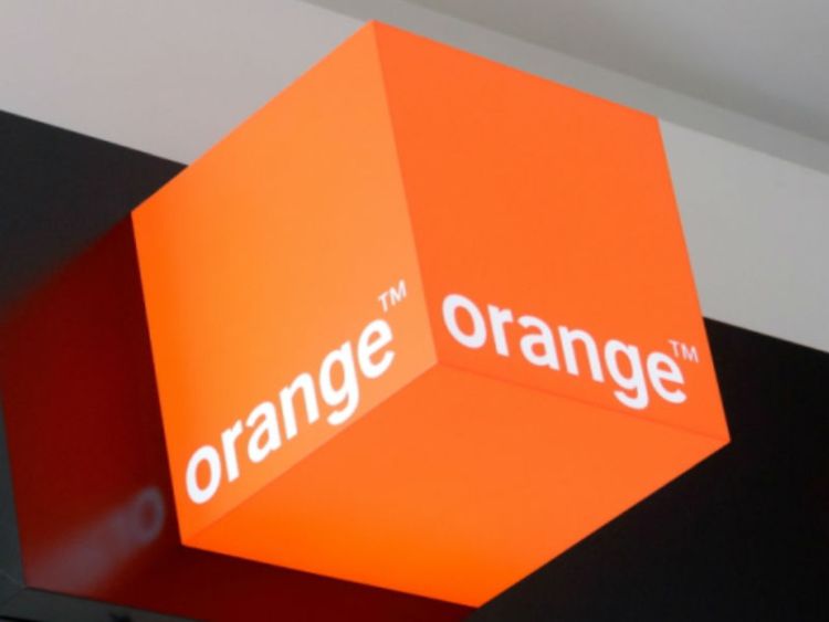 Orange przestrzega przed falą fałszywych faktur