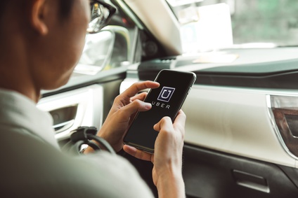Blokada Ubera!? Czyli kontrowersyjny pomysł polskiego rządu.