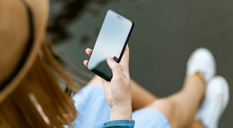Jakie akcesoria warto kupić razem z nowym telefonem?