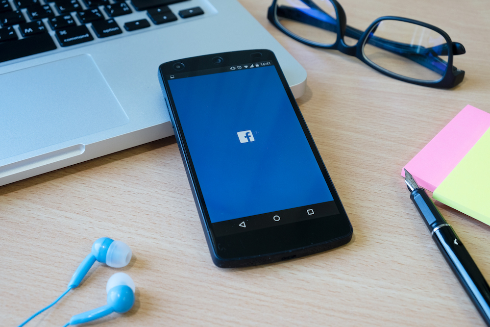 Facebook i Instagram sprawdzane przez UOKiK