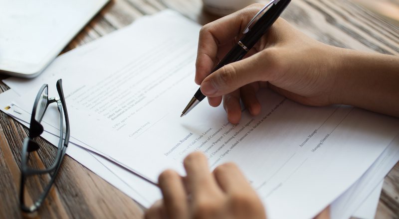 Niedozwolone postanowienia umowne - czego nie można umieścić w regulaminie sklepu?