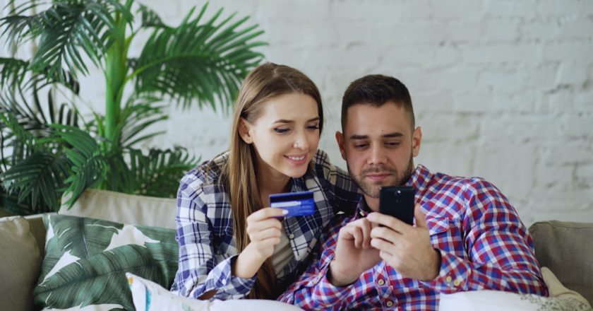 Jak era smart spending zmienia strukturę koszyka i strategie sieci handlowych?